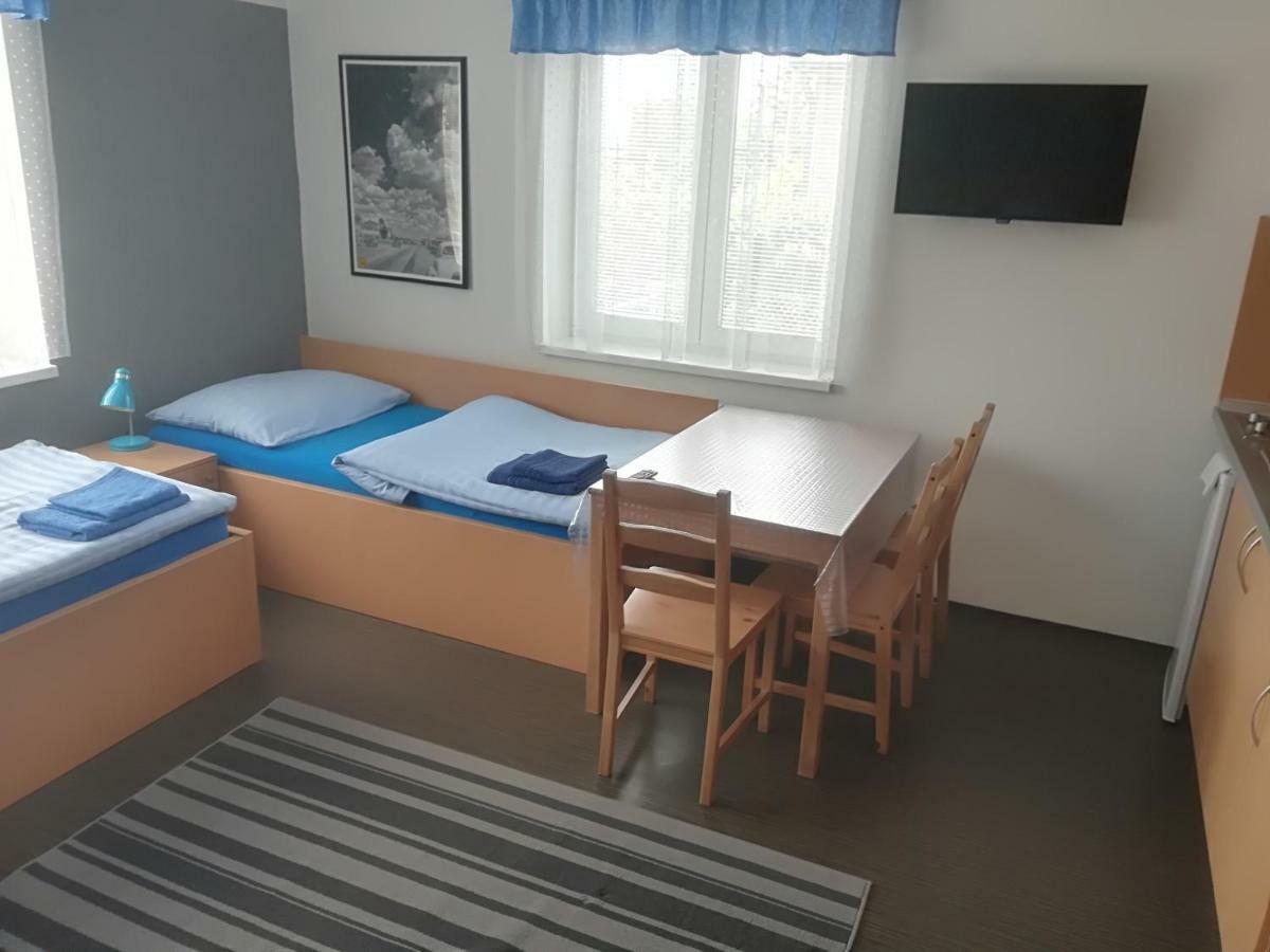 Penzion 411 Solnice Екстериор снимка